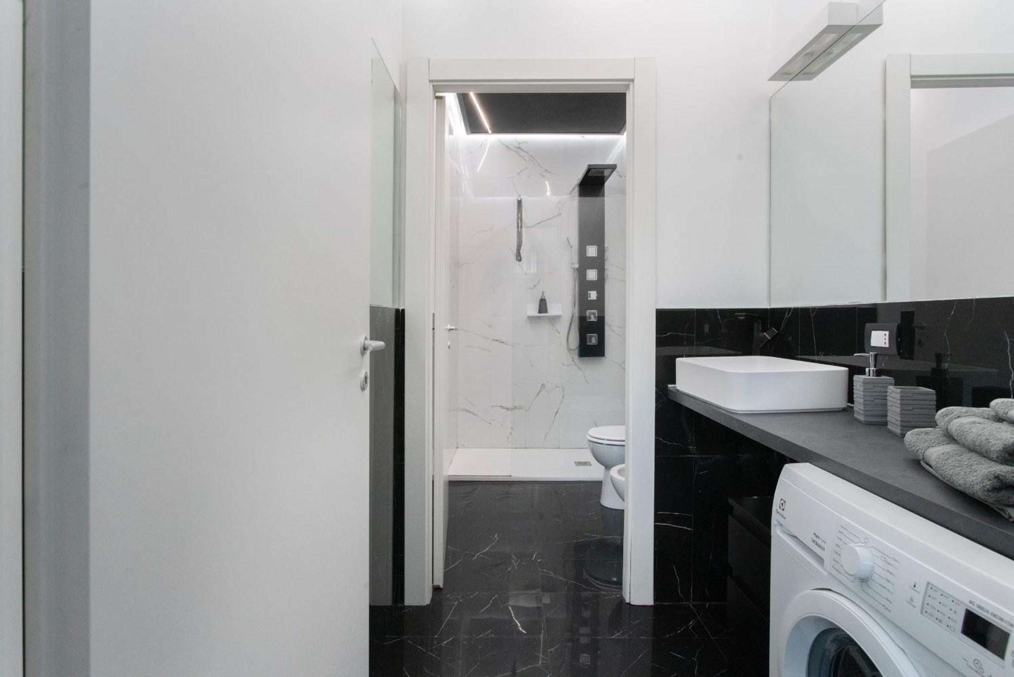 Elegant Sweet Home Suite - Milan, 15 Minute Duomo Екстер'єр фото